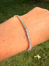 Load image into Gallery viewer, Reserved Listing 14K Gold 2.50cts Natural Baguette Diamond Tennis Bracelet