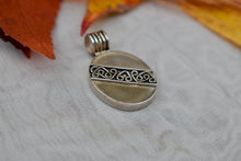 Load image into Gallery viewer, Sterling Silver Vintage Oval Celtic Pendant