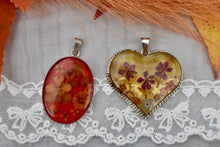 Load image into Gallery viewer, Sterling Silver Handmade Vintage Epoxy Resin Flower Pendants