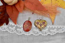Load image into Gallery viewer, Sterling Silver Handmade Vintage Epoxy Resin Flower Pendants
