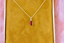 Load image into Gallery viewer, Vintage 14K Yellow Gold Oval Cut Garnet & Diamond Necklace