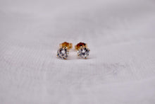 Load image into Gallery viewer, 14K Yellow Gold Round Diamond Push Back Stud Earrings 1.00cts