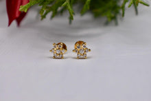 Load image into Gallery viewer, 18K Yellow Gold Cluster Flower Screw Back Diamond Stud Earrings