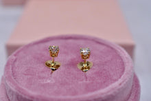 Load image into Gallery viewer, 14K Yellow Gold Round Diamond Push Back Stud Earrings 0.61cts