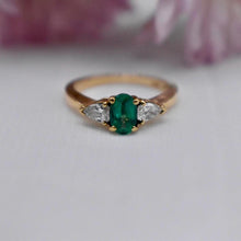 Load image into Gallery viewer, 18K Yellow Gold Vintage Oval Cut Emerald and Diamond Three Stone Ring