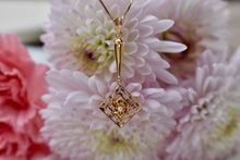 Load image into Gallery viewer, 10K&14K Yellow Gold Victorian Seed Pearl Lavalier Necklace