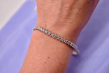 Load image into Gallery viewer, 14K White Gold Vintage Round 5.20cts Diamond Tennis Bracelet