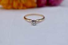 Load image into Gallery viewer, Vintage 14K Yellow Gold Solitaire 0.22cts Diamond Engagement Ring