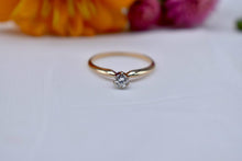 Load image into Gallery viewer, Vintage 14K Yellow Gold Solitaire 0.22cts Diamond Engagement Ring