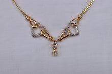 Load image into Gallery viewer, Vintage 14K Yellow Gold Fancy Flat Chain Interlocking Heart Dangle Diamond Necklace