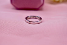Load image into Gallery viewer, Vintage 10K White Gold 0.50cts Diamond Channel Set Wedding Band