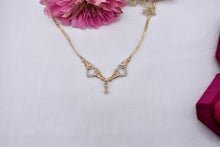 Load image into Gallery viewer, Vintage 14K Yellow Gold Fancy Flat Chain Interlocking Heart Dangle Diamond Necklace