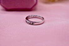Load image into Gallery viewer, Vintage 10K White Gold 0.50cts Diamond Channel Set Wedding Band