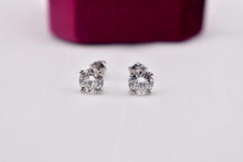 Load image into Gallery viewer, 14K White Gold Round Natural Diamond Screw Back Stud Earrings 1.50cts