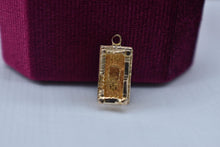 Load image into Gallery viewer, Vintage 14K Yellow Gold Rare Greece Acropolis Charm