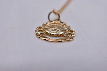 Load image into Gallery viewer, Vintage 14K Yellow Gold Crab Necklace