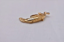 Load image into Gallery viewer, Vintage 18K Yellow Gold Rare Heavy Venetian Gondola Charm