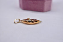 Load image into Gallery viewer, Vintage 18K Yellow Gold Rare Venetian Gondola Charm