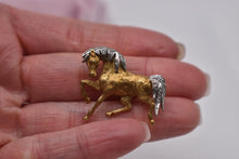 Load image into Gallery viewer, 18K Yellow Gold & Platinum Vintage Textured Horse Single Cut Diamond Brooch