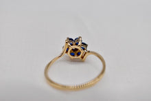 Load image into Gallery viewer, 10K Yellow Gold Vintage Sapphire & Diamond Flower Ring