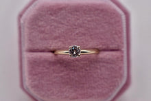 Load image into Gallery viewer, Vintage 14K Yellow Gold Solitaire 0.36cts Round Diamond Engagement Ring