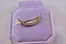 Load image into Gallery viewer, Vintage Victorian 14K Yellow Gold Crescent Moon Pearl Brooch/Pin