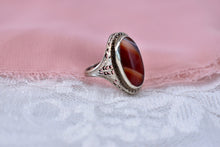 Load image into Gallery viewer, Vintage Art Deco 14K White Gold Bezel Set Banded Agate Ring
