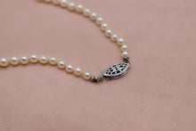 Load image into Gallery viewer, Vintage Sterling Silver 20" Graduated Pearl Strand Necklace