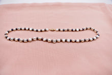 Load image into Gallery viewer, 14K Yellow Gold Vintage White & Grey Pearl Necklace Strand