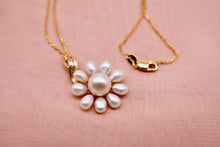 Load image into Gallery viewer, Vintage 14K Yellow Gold Flower Freshwater Pearl Statement Necklace
