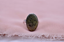 Load image into Gallery viewer, Antiqued Sterling Silver Green Agate Oval Bezel Ring