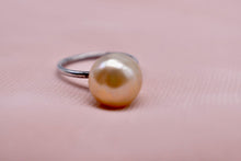 Load image into Gallery viewer, Antiqued European Silver Solitaire Button Pearl Ring