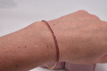 Load image into Gallery viewer, 14K Yellow Gold 2.64cts Vintage Round Ruby Minimalist Layering Link Bracelet
