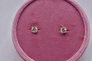 14K White Gold Round Diamond Push Back Stud Earrings 0.80cts