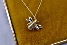 Load image into Gallery viewer, Vintage 10K Yellow Gold Solid Diamond Bumblebee Necklace
