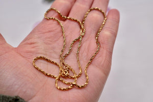 Vintage 18K Yellow Gold Heavy Weigh Solid Diamond Cut Rope Necklace