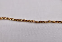 Load image into Gallery viewer, Vintage 18K Yellow Gold Heavy Weigh Solid Diamond Cut Rope Necklace
