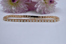 Load image into Gallery viewer, 14K Yellow Gold Vintage Round 3.36cts Diamond Tennis Bracelet

