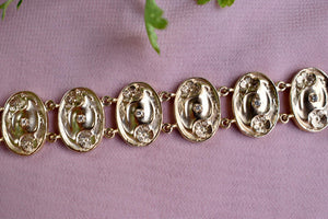 14K Yellow Gold Mid Century Vintage Oval Floral Medallion Diamond Bracelet
