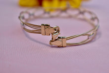 Load image into Gallery viewer, Vintage 14K Two Toned Yellow &amp; White Gold Unique Flexible Criss Cross Bracelet
