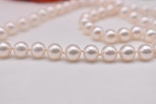 Load image into Gallery viewer, Vintage 14K Yellow Gold 18 Inch 7.5mm Fresh Water White Pearl Necklace Strand
