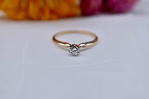 Vintage 14K Yellow Gold Solitaire 0.22cts Diamond Engagement Ring