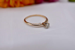 Vintage 14K Yellow Gold Solitaire 0.22cts Diamond Engagement Ring