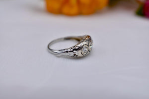 Vintage 18K White Gold Art Deco Old European Cut Diamond Dome Style Three Stone Ring