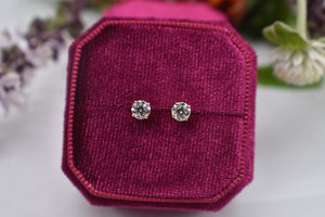 14K Yellow Gold Round Diamond Push Back Stud Earrings 0.70cts