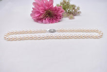 Load image into Gallery viewer, Vintage 14K White Gold 14.5 Inch Fresh Water White Pearl Choker Necklace Strand
