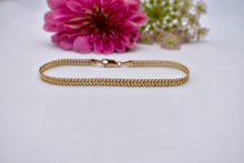 Load image into Gallery viewer, 14K Yellow Gold Vintage Flat Unique Interlocking Link Bracelet
