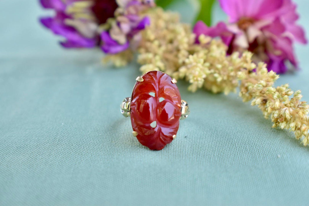 Vintage Art Deco 10K Yellow Gold Carved Carnelian Ring