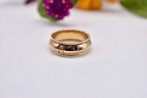 Victorian 18K Yellow Gold Unique Designed Milgrain Edge Band