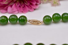 Load image into Gallery viewer, Vintage 14K Yellow Gold Beautiful Green Nephrite Jade Beaded Necklace Strand
